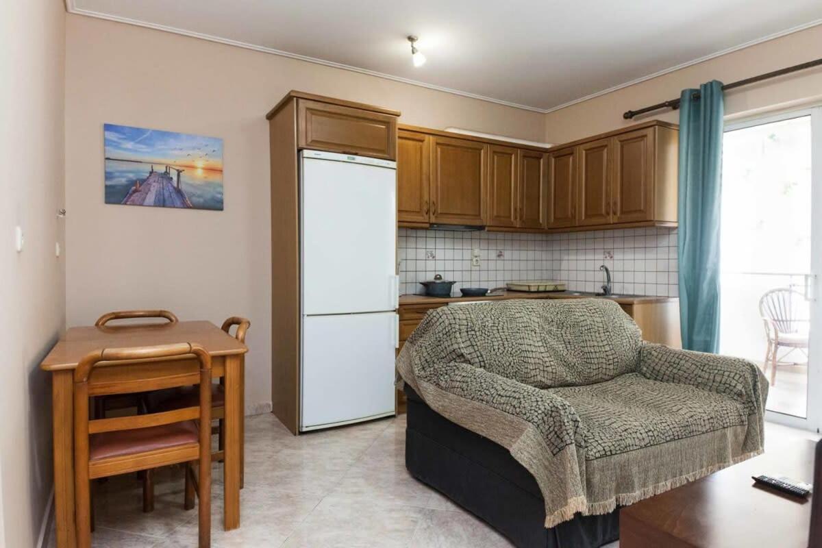 Vironas Delight 1Bd Apt With Lovely Balcony Афины Экстерьер фото